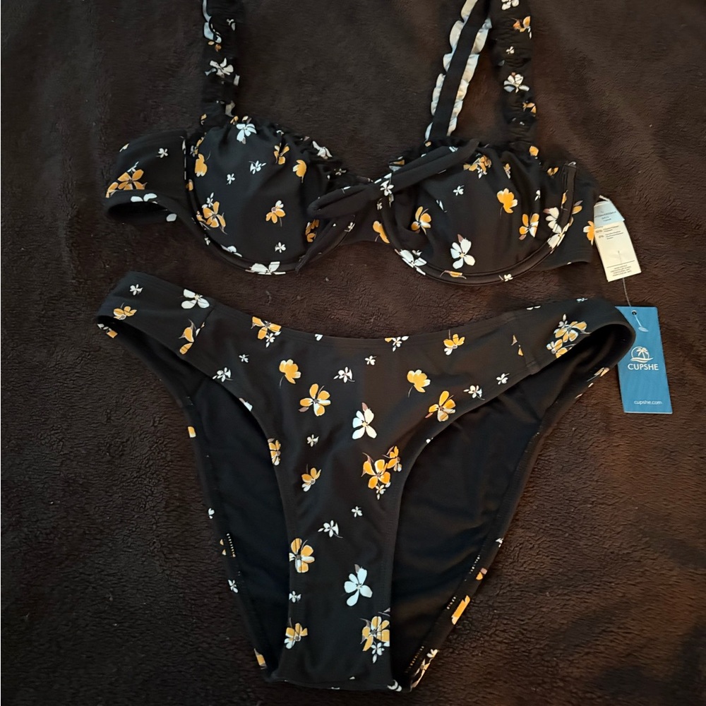 NWT Cupshe Black Floral Bikini sz L